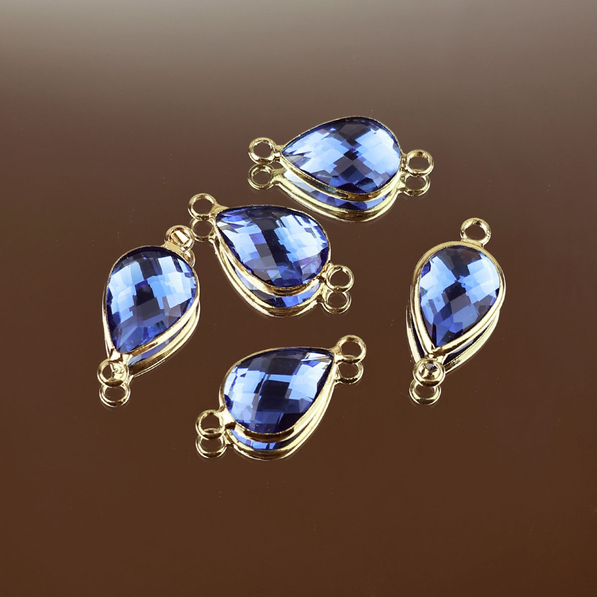 Подвеска (соединитель для бижутерии) (уп. 10шт) капля прозрачная 10*14 мм 022 синий