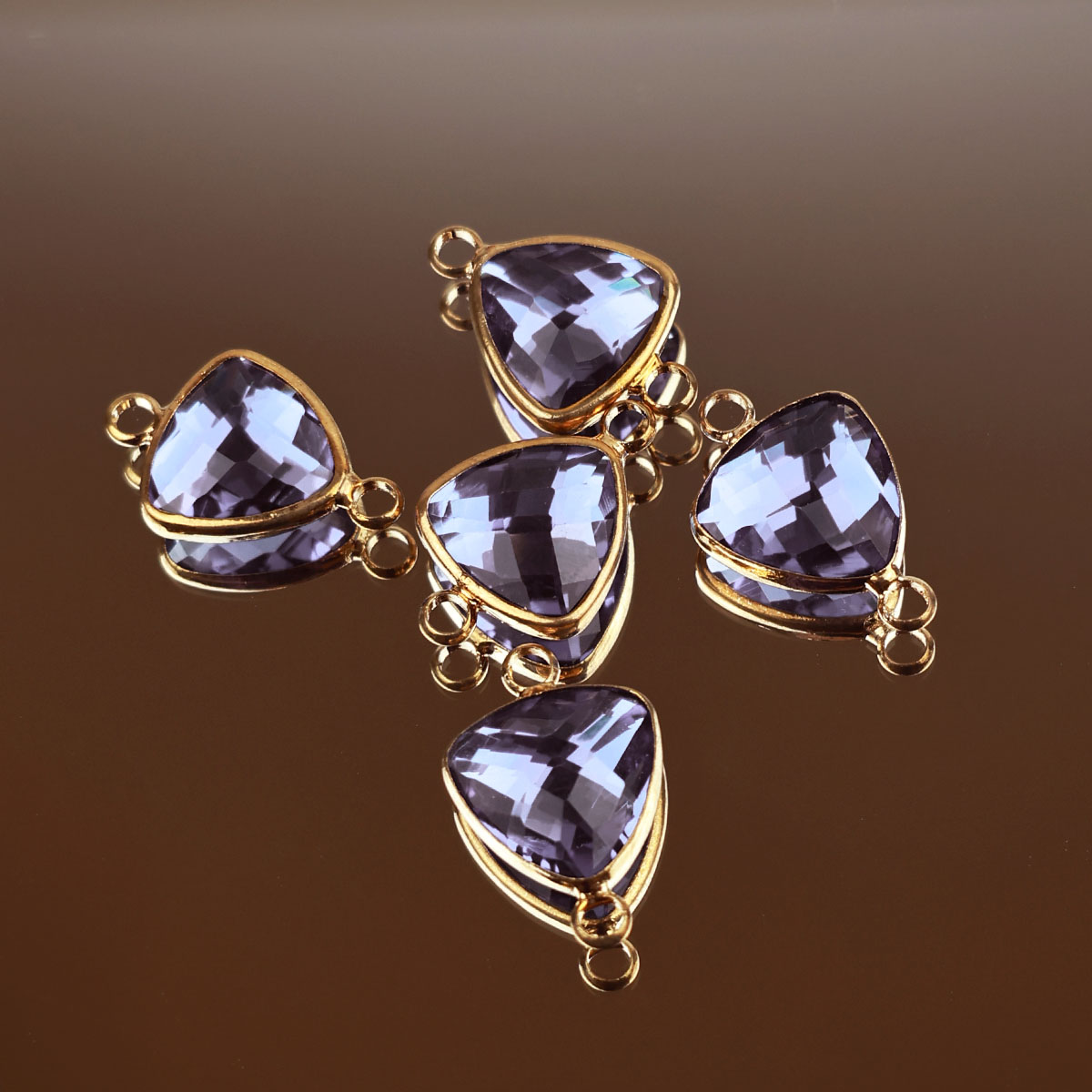 Подвеска (соединитель для бижутерии) (уп. 10шт) треугольник прозрачный 12*12 мм 013 голубой