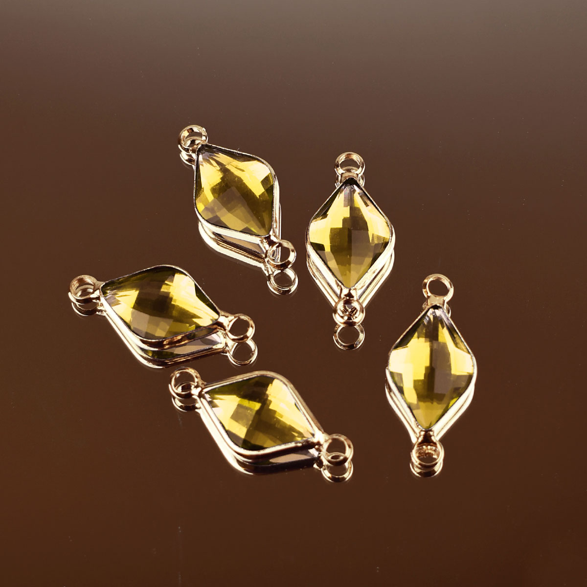 Подвеска (соединитель для бижутерии) (уп. 10шт) ромб прозрачный 10*14 мм 018 желтый