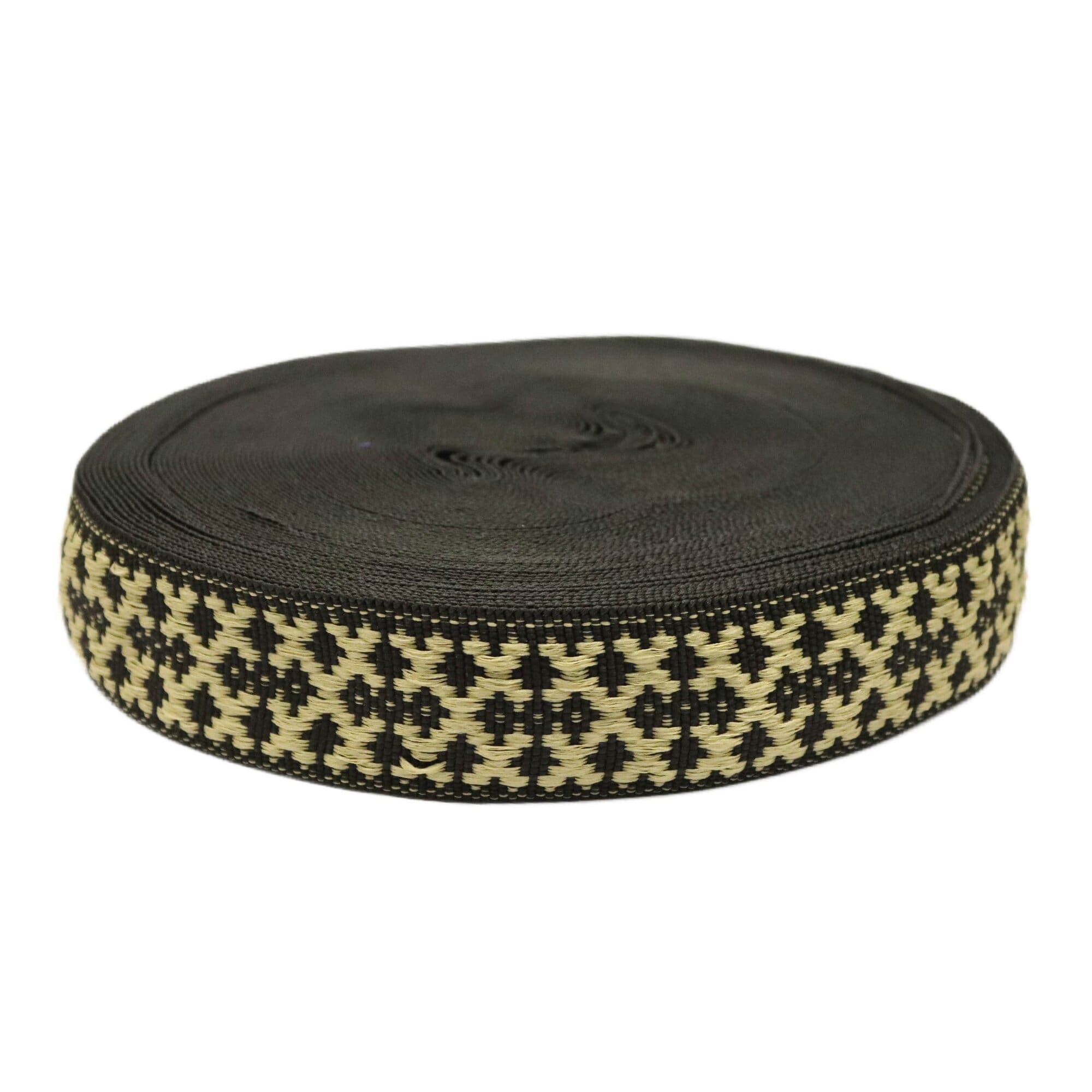 Лента отделочн. жаккард. (для поясов) арт. 3822 рис. 9532 шир. 40 мм черно/бежевый (уп. 25 м.)